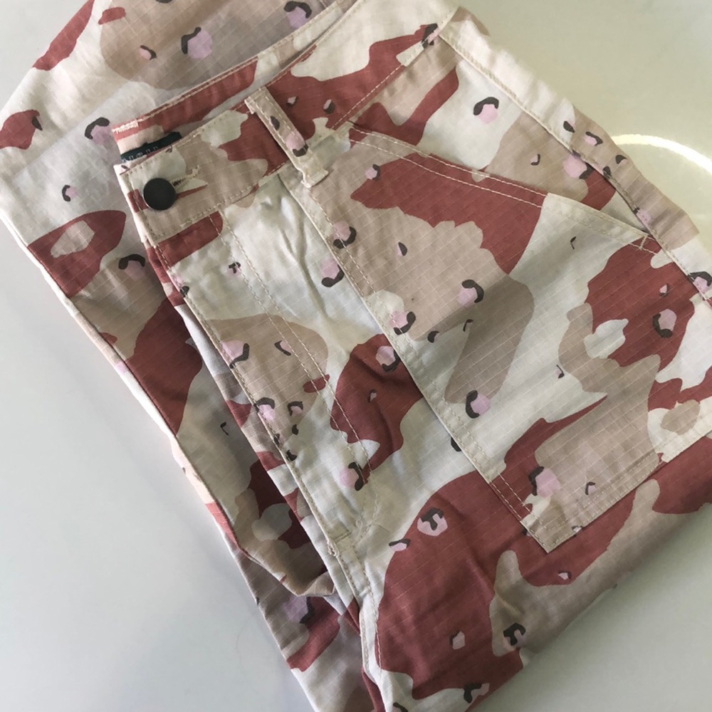 Pink Camo Cargo Pant